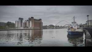 Log on The Tyne, Newcastle & Gateshead 1